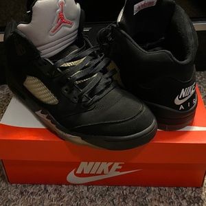 Air Jordan Retro 5 Black Metallic